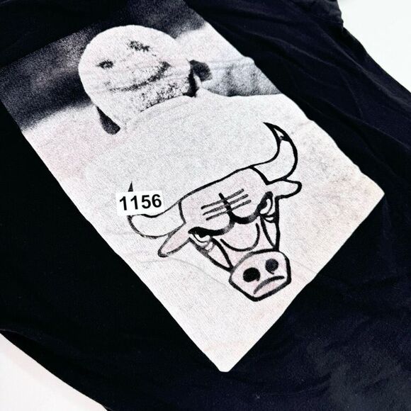 Mitchell & Ness T-Shirt Mens Medium Black Chicago Bulls  Short-Sleeve Crew-Neck - Picture 9 of 9